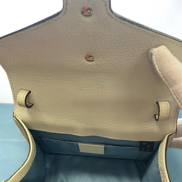 Rare Gucci Gold Embossed Sylvie 2 Way Crossbody Bee & Star Purse - Picture 6 of 7